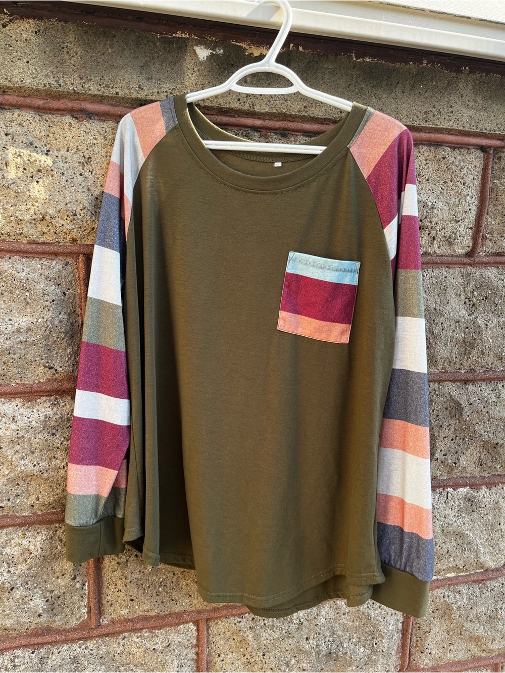 Brand Unknown Olive Green Top with Multicolor Stripe Sleeves XL women